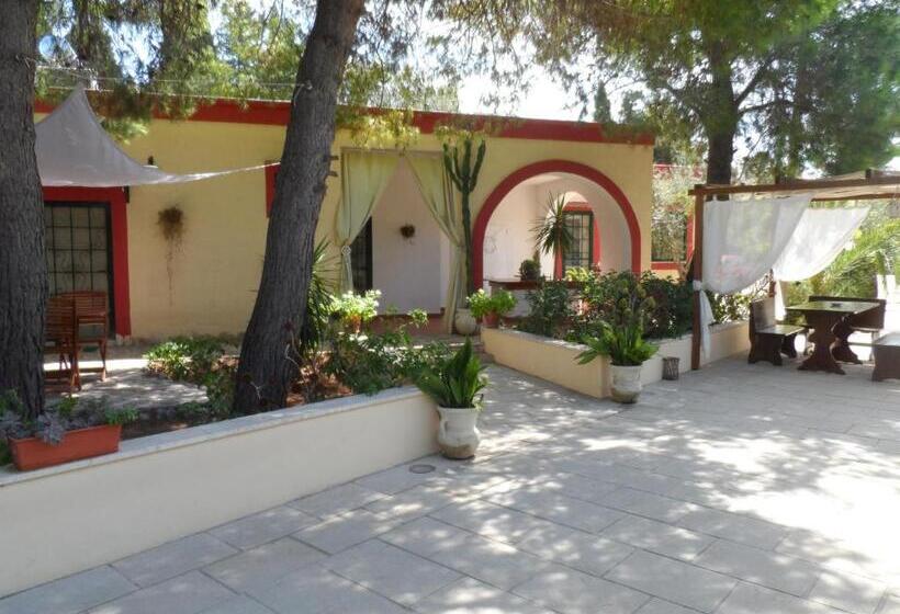 Отель B&b Santa Venardia