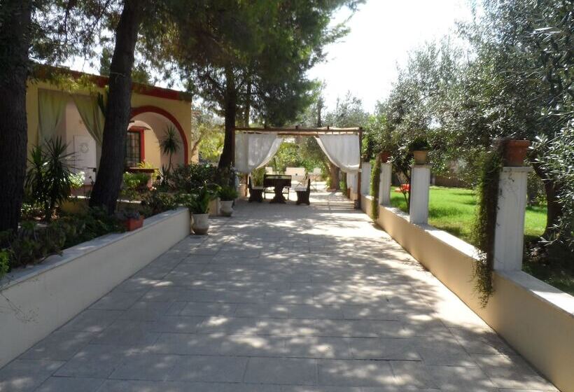 Отель B&b Santa Venardia