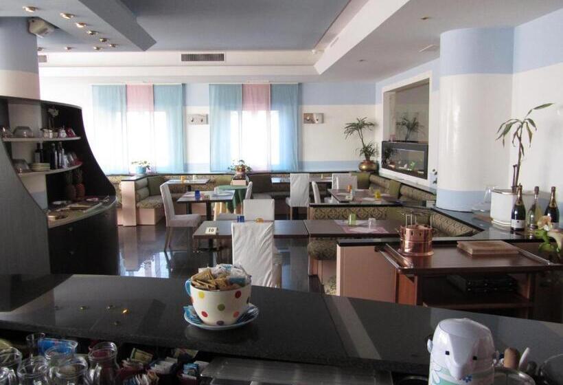 فندق Green Castellani