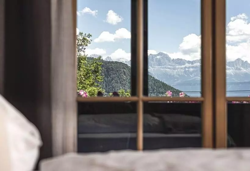 Hotelli Chalet Grumer Suites&spa