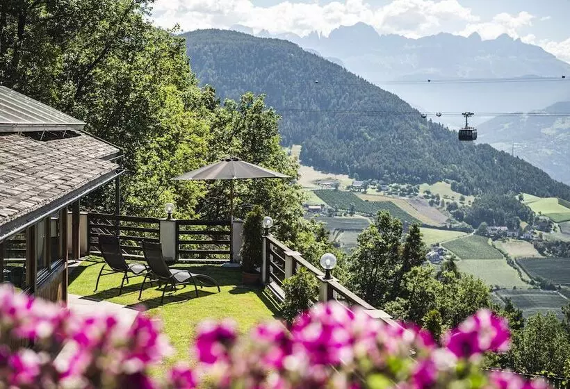 Hotelli Chalet Grumer Suites&spa