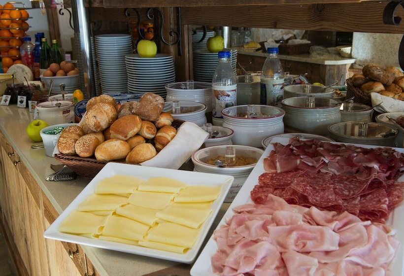 בית מלון כפרי Crosal