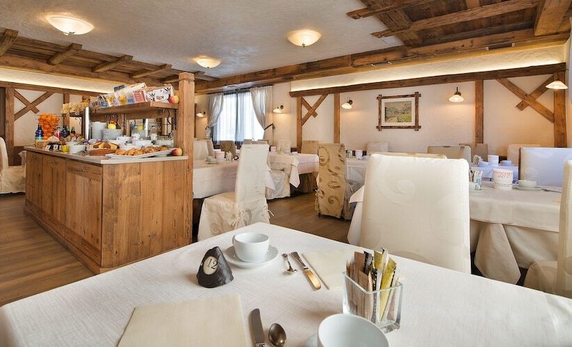 בית מלון כפרי Crosal