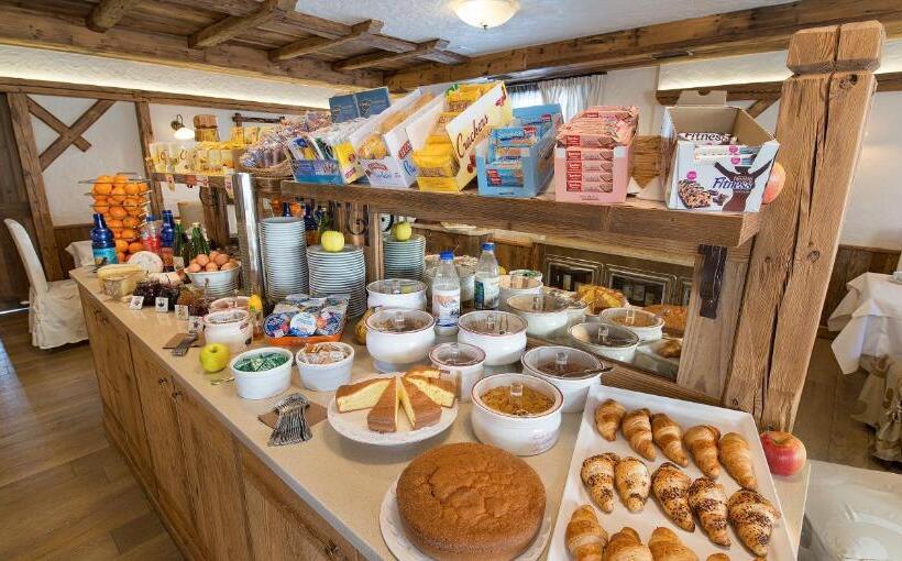 בית מלון כפרי Crosal