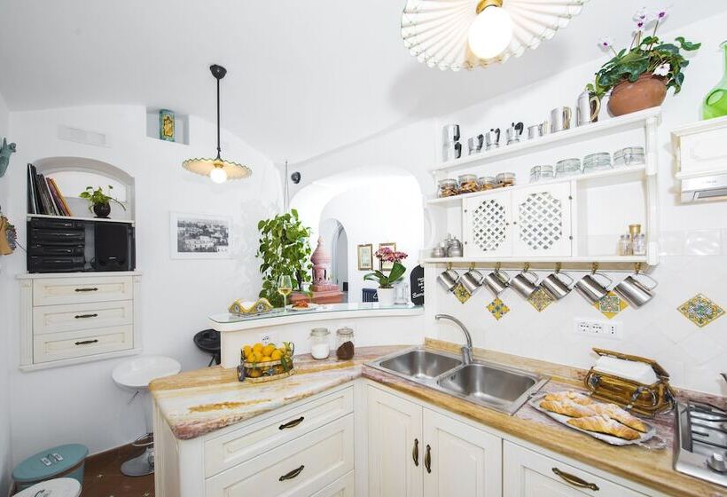 هتل Dimora Del Podestà