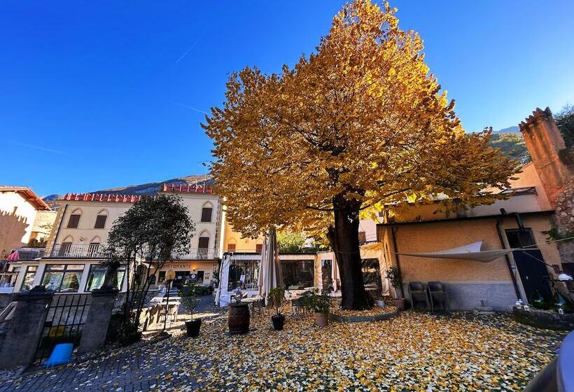 בית מלון כפרי E Ristorante Cassone