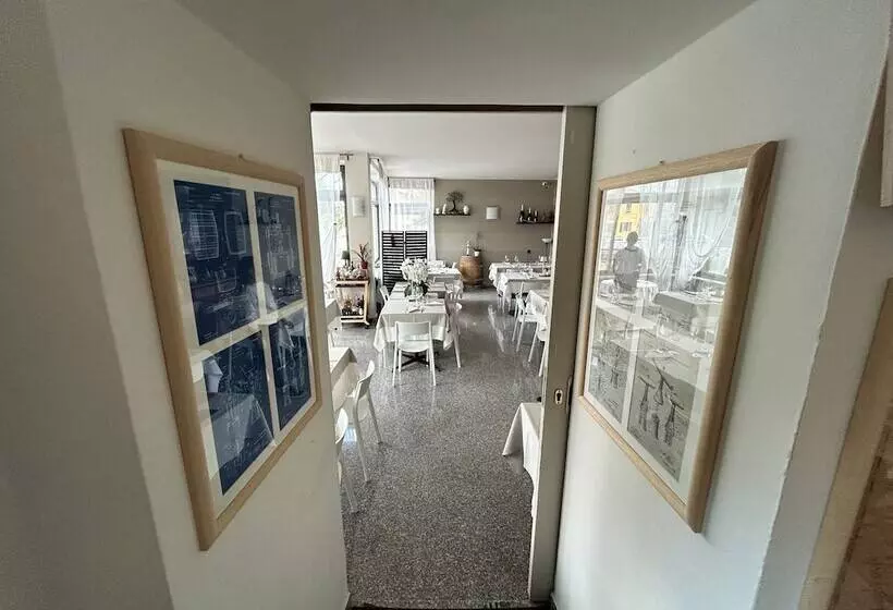 ホテル E Ristorante Cassone