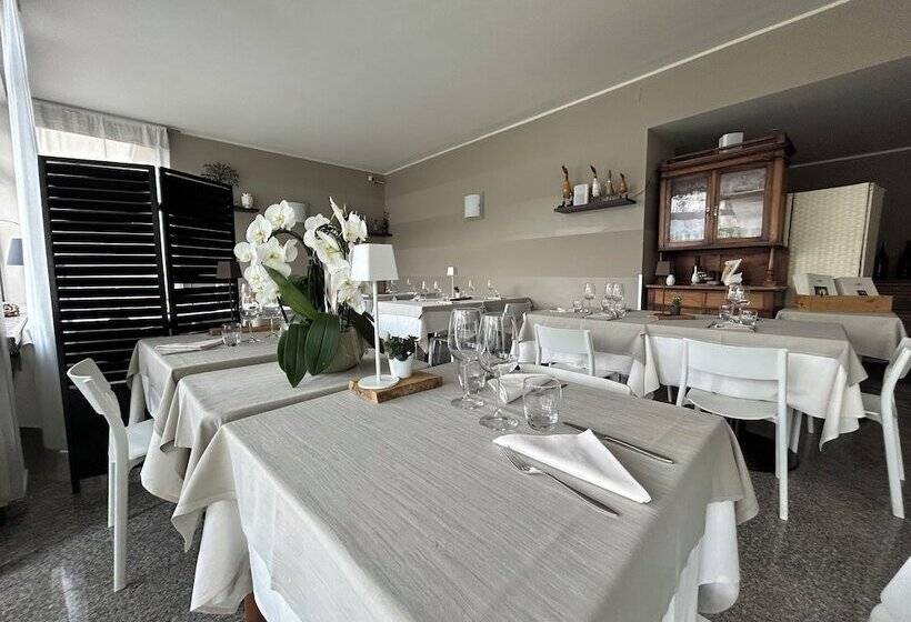 בית מלון כפרי E Ristorante Cassone