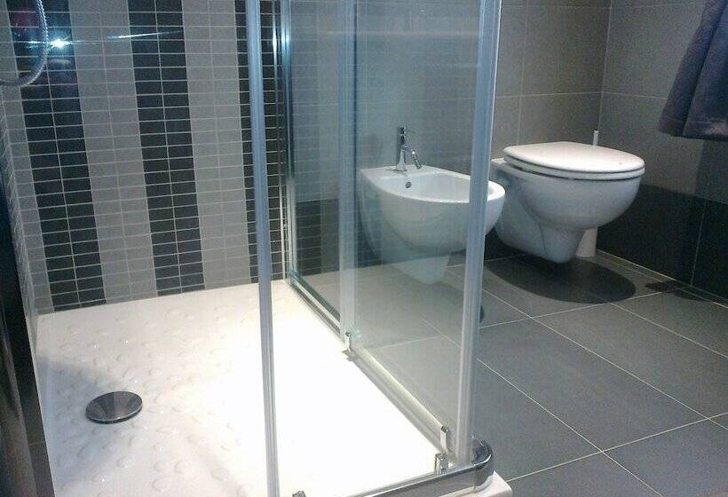 Hotel Erïk Langer House