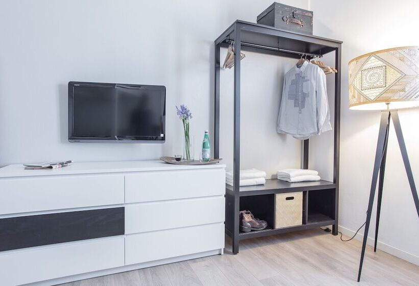 Hotel Erïk Langer House