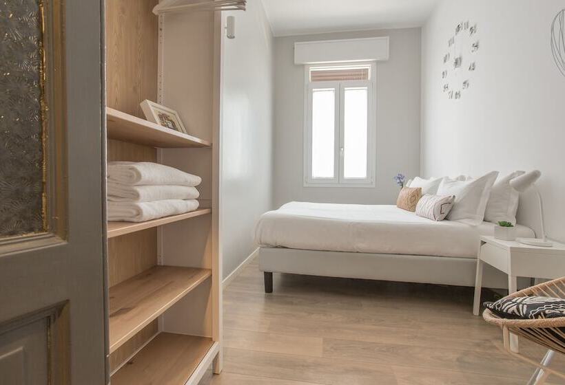 Hotel Erïk Langer House