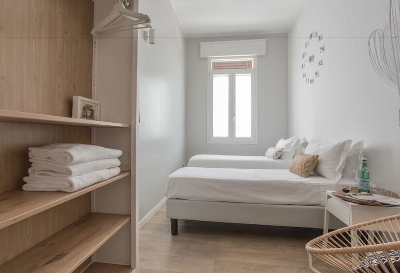 Hotel Erïk Langer House