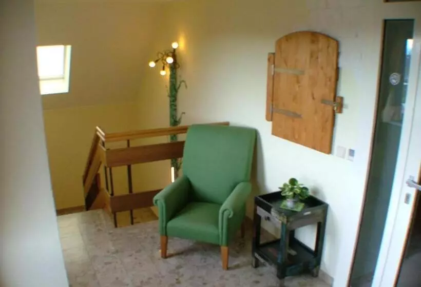 ホテル Garni Pension Zur Lutherstadt