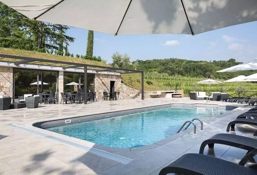 ホテル Il Roncal Wine Resort  For Wine Lovers