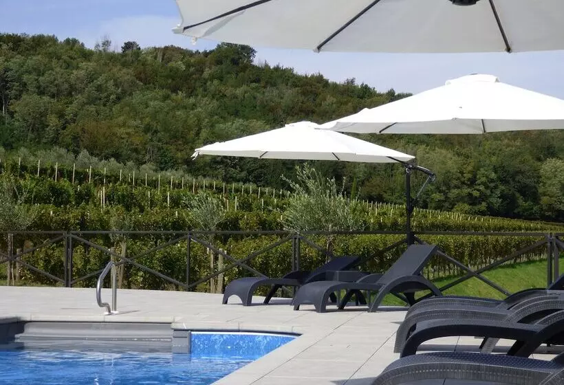 ホテル Il Roncal Wine Resort  For Wine Lovers