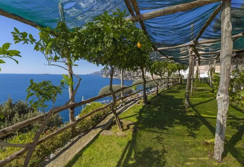 Hotelli La Maliosa D  Arienzo