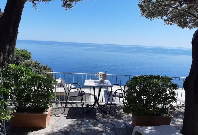 Hotelli La Maliosa D  Arienzo