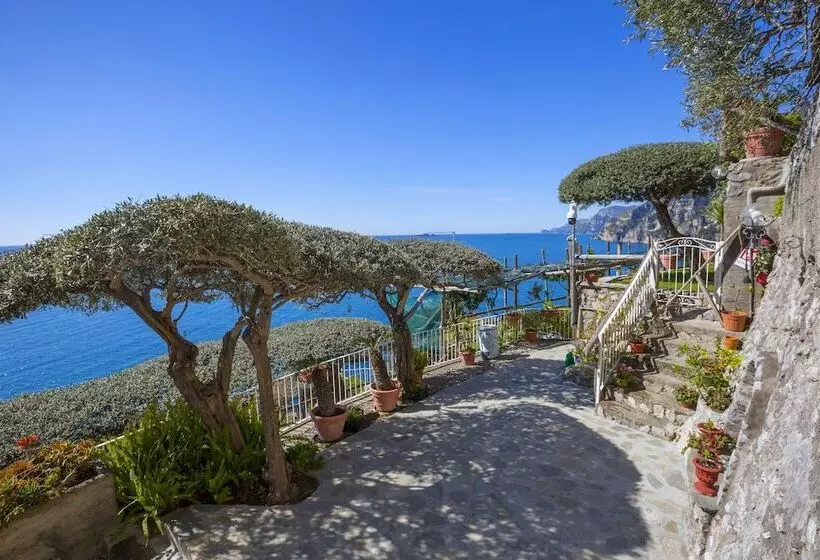 Hotelli La Maliosa D  Arienzo