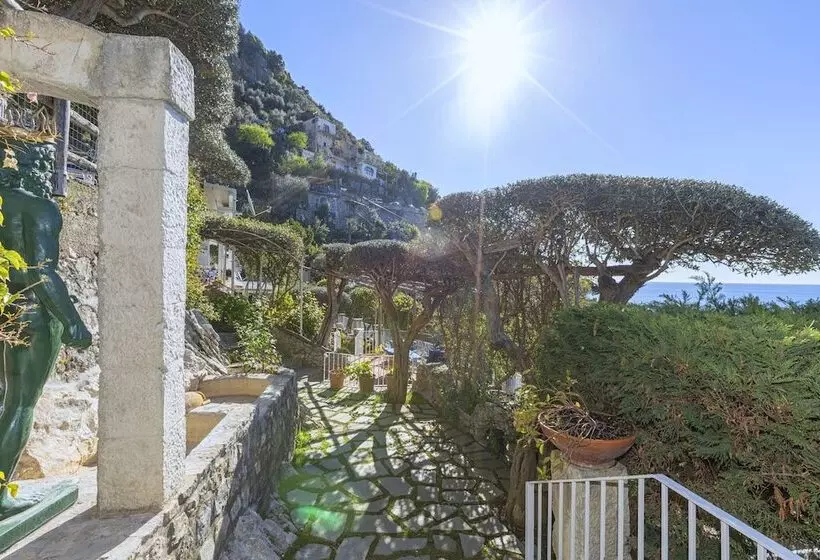 Hotelli La Maliosa D  Arienzo