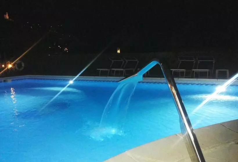 ホテル La Villa