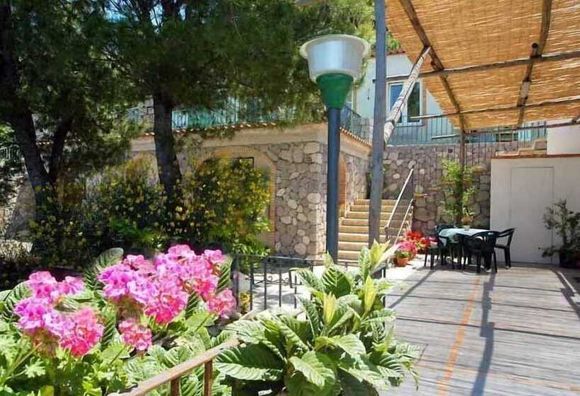 בית מלון כפרי Le Ginestre Di Capri Bb & Holiday House