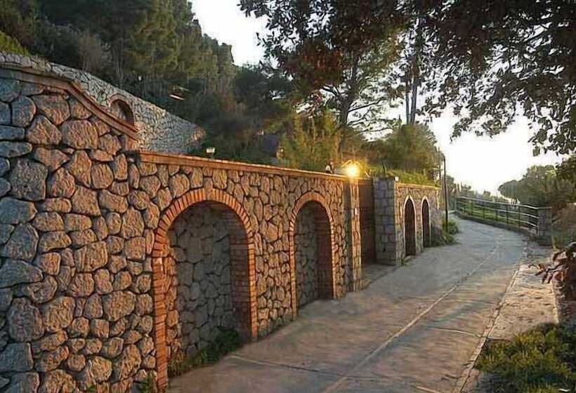 בית מלון כפרי Le Ginestre Di Capri Bb & Holiday House