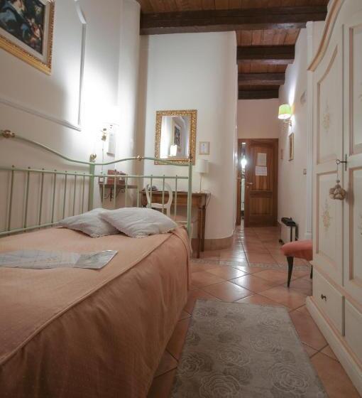 فندق Mondo Antico B&b