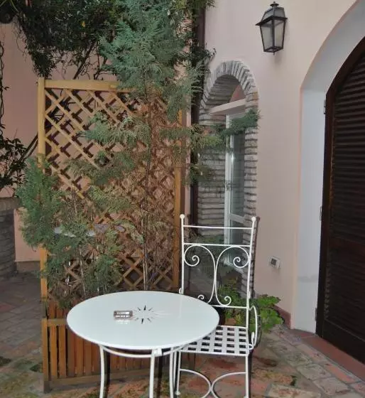 Hotelli Mondo Antico B&b