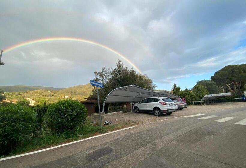 ホテル Monna Lisa