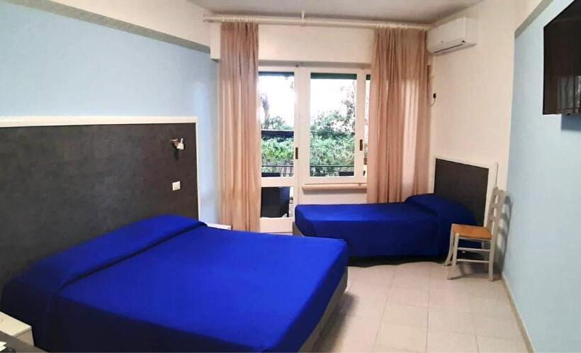 ホテル Monna Lisa