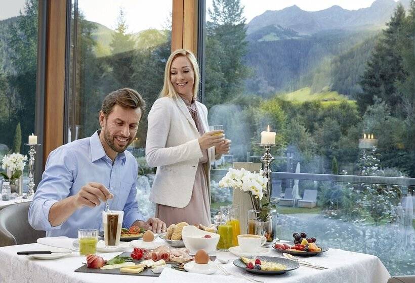 酒店 Quelle Nature Spa Resort