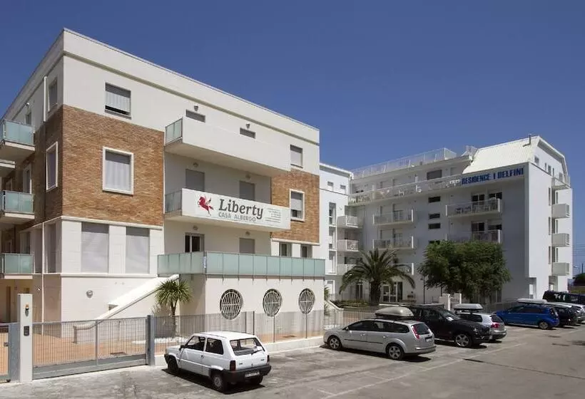 هتل Residence I Delfini