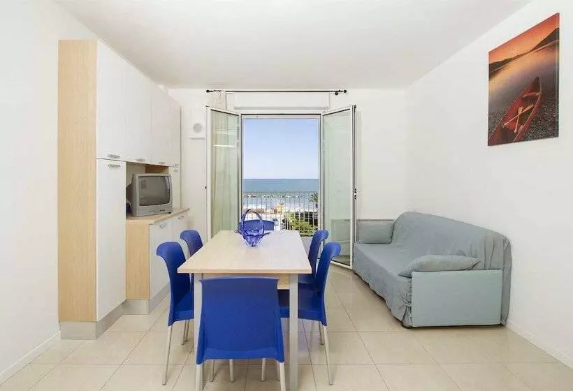 هتل Residence I Delfini