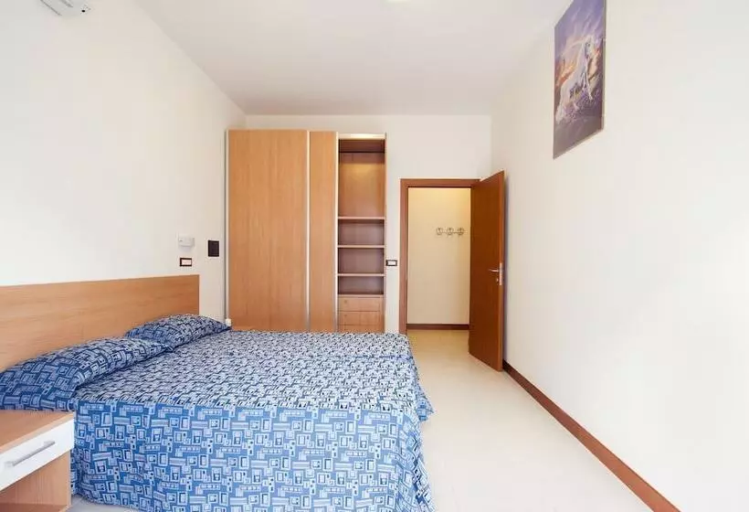هتل Residence I Delfini