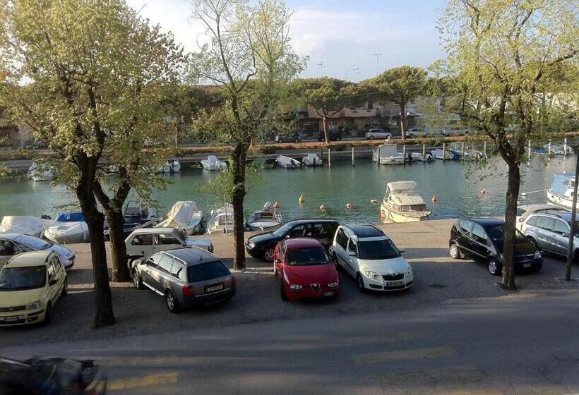 בית מלון כפרי Residence Ormeggio