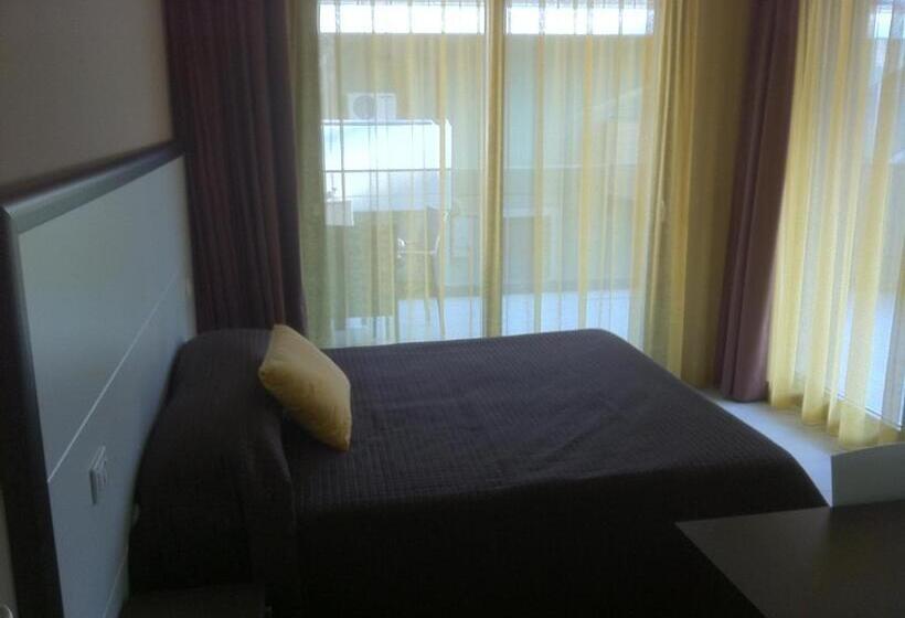 בית מלון כפרי Residence Ormeggio