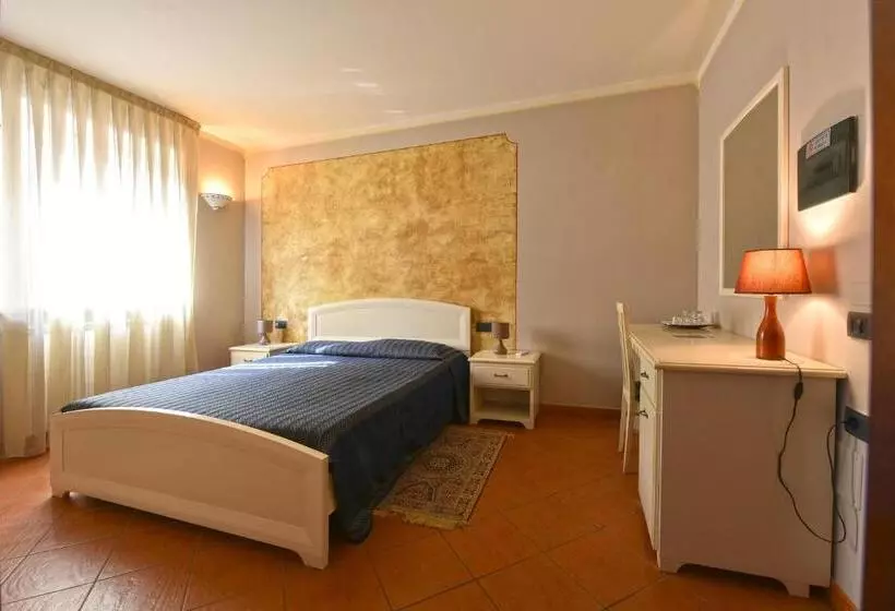 ホテル Ristorante Borgovecchio