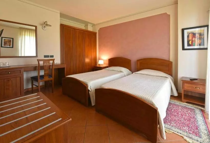 ホテル Ristorante Borgovecchio