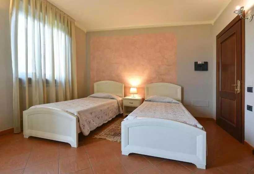 ホテル Ristorante Borgovecchio