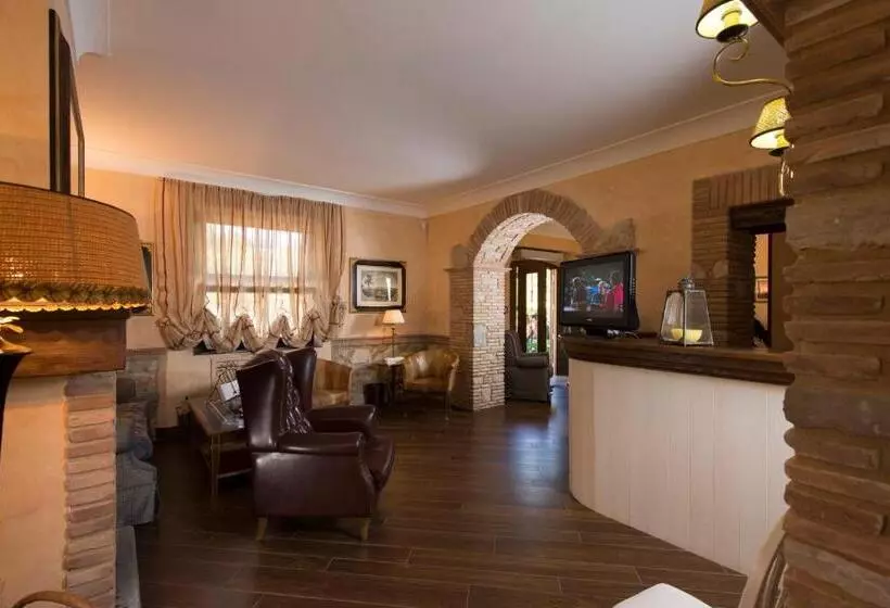 Hotelli Sarand Relais