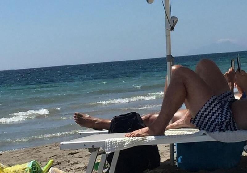 בית מלון כפרי Suitebeach B&b And Resort