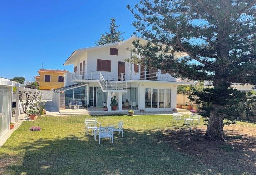 בית מלון כפרי Suitebeach B&b And Resort