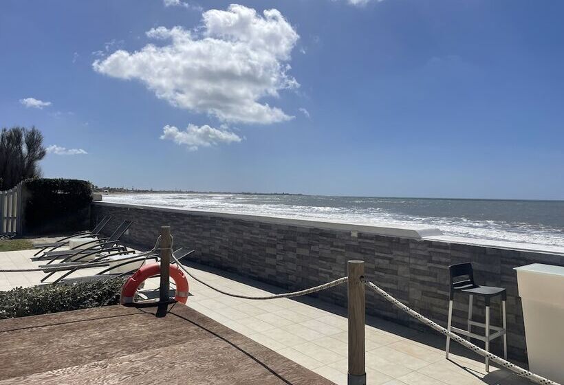 בית מלון כפרי Suitebeach B&b And Resort