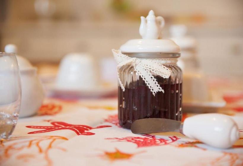 בית מלון כפרי Beb Villa Amodeo