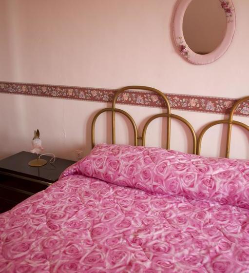 בית מלון כפרי Beb Villa Amodeo