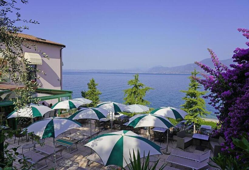 בית מלון כפרי Villa Carlotta