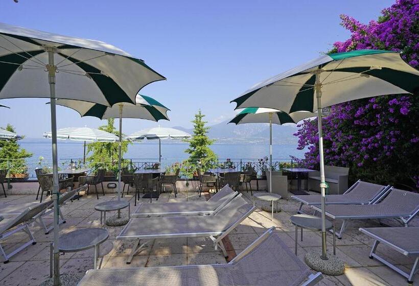 בית מלון כפרי Villa Carlotta