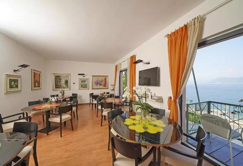 ホテル Villa Carlotta