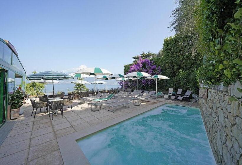 בית מלון כפרי Villa Carlotta