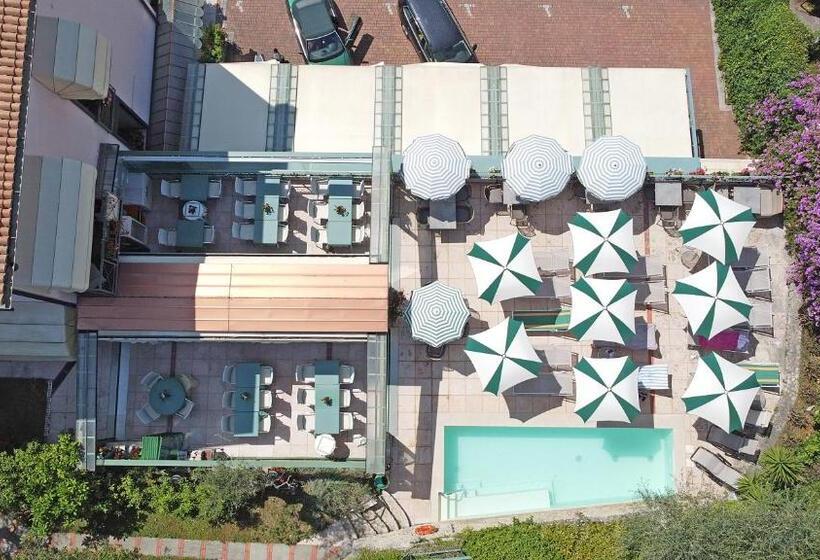 בית מלון כפרי Villa Carlotta